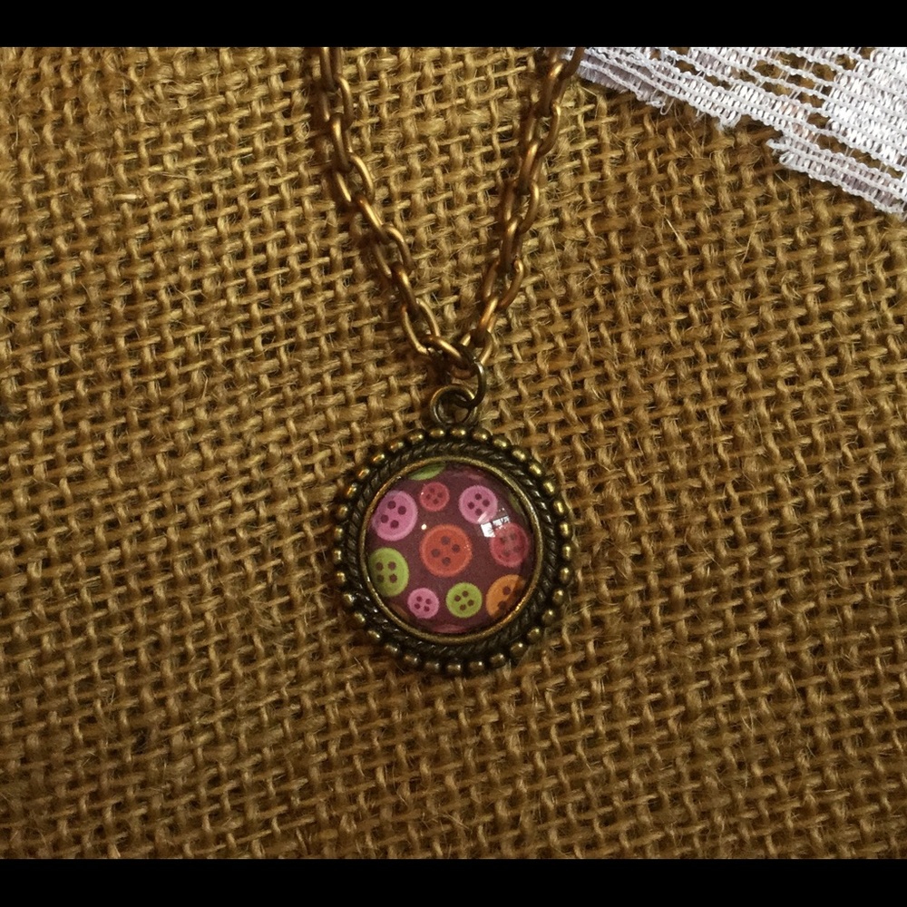 Button print pendant necklace
